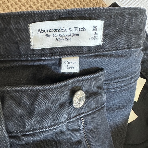 Curve Love High Rise 90’s Relaxed Jean - Picture 8 of 10